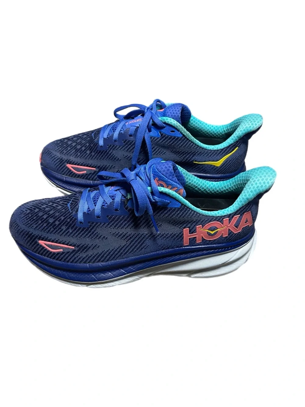 Hoka women’s clifton
